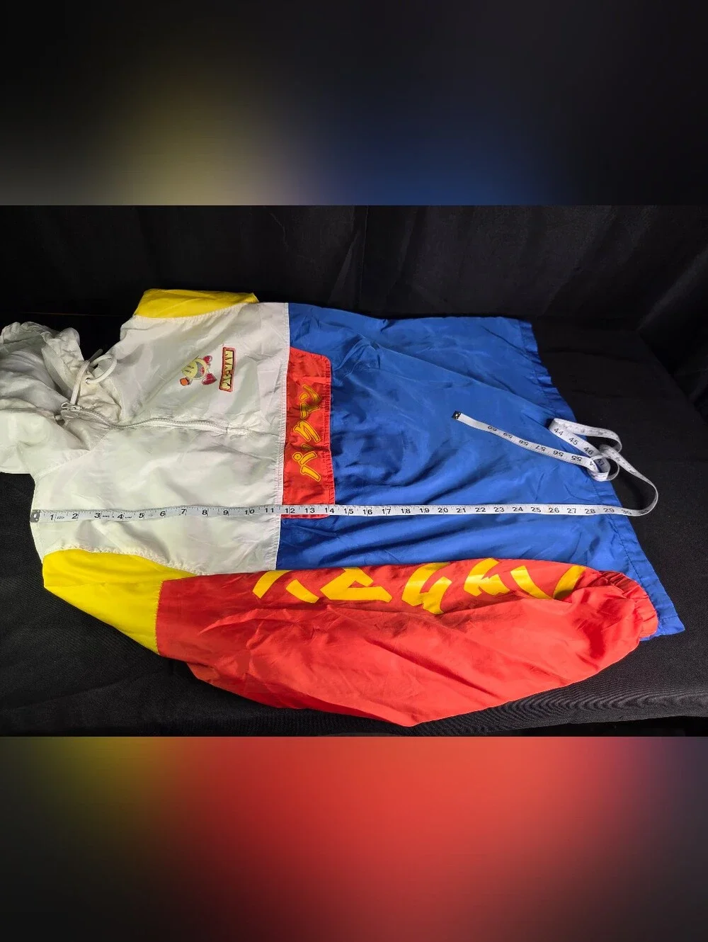 Pac Man Windbreaker Quarter Zip XL